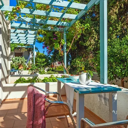 Iokasti Otel 3*